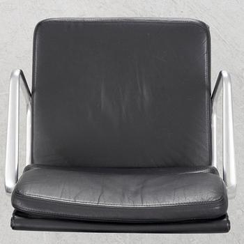 Charles & Ray Eames, "Soft Pad Chair EA 208", Vitra.