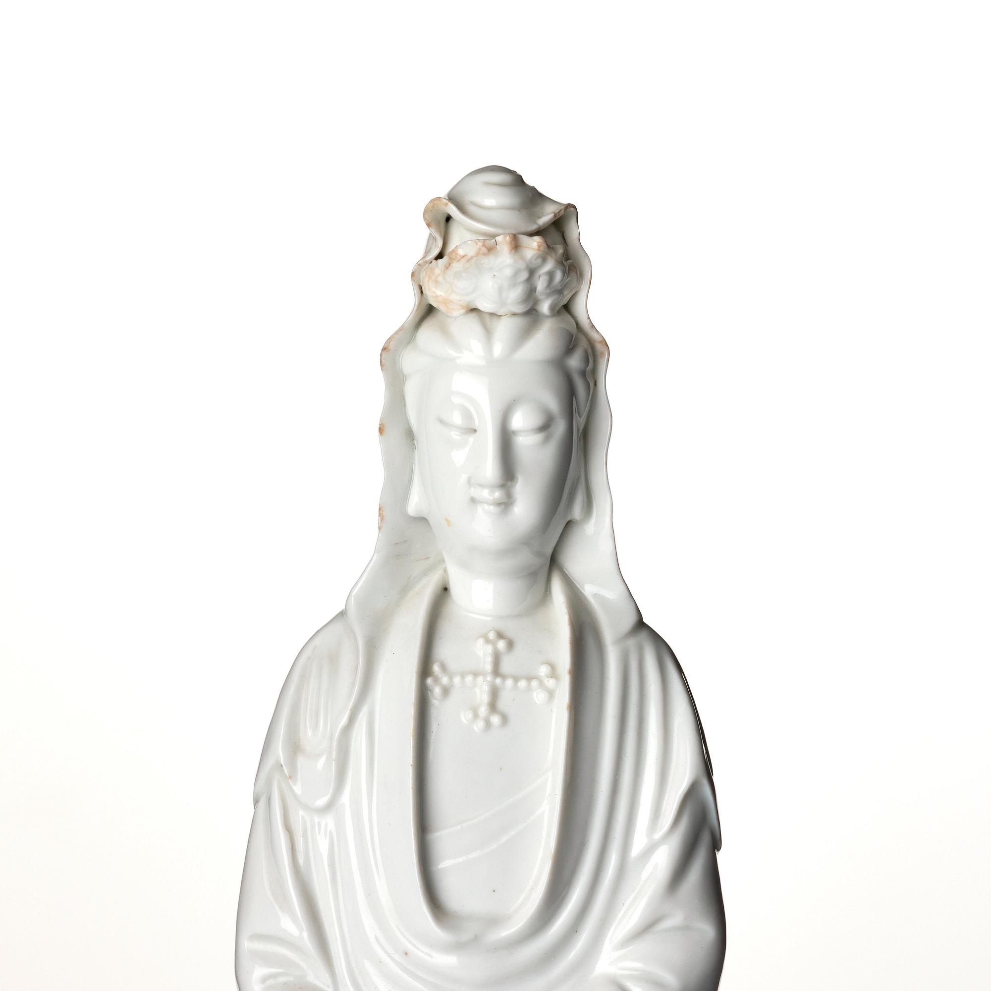 A blanc-de-chine figure of Guanyin, Qing dynasty.