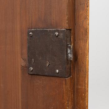 A writing cabinet, 18th/19th century.