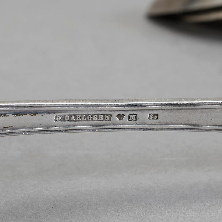 PARTI SILVER, 19 delar, silver, bland annat av modell "Olga", 1900-talets första hälft. Vikt ca 930 gram.