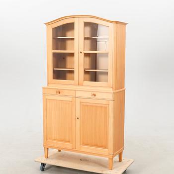 Carl Malmsten, display cabinet "Herrgården" from the late 20th century.