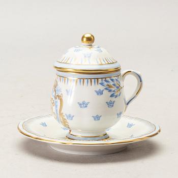 12 porcelain custard cups from Rörstrand.