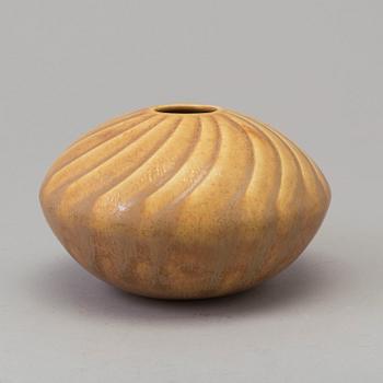 WILHELM KÅGE, vase, ceramics, Kåge verkstad Gustavsberg.