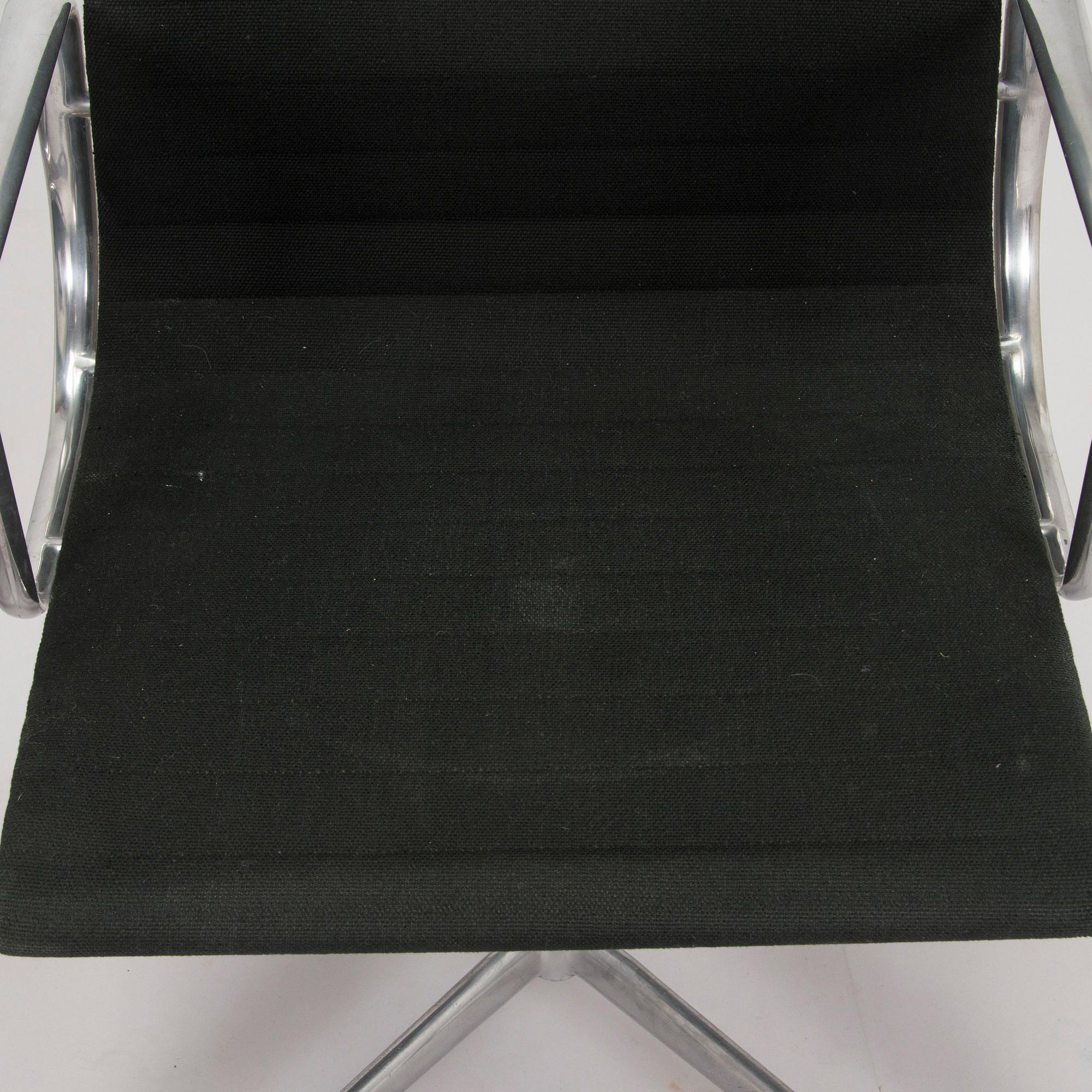 Charles & Ray Eames, karmstol, "EA108", licenstillverkad av ICF, Italia, 1970/80-tal.