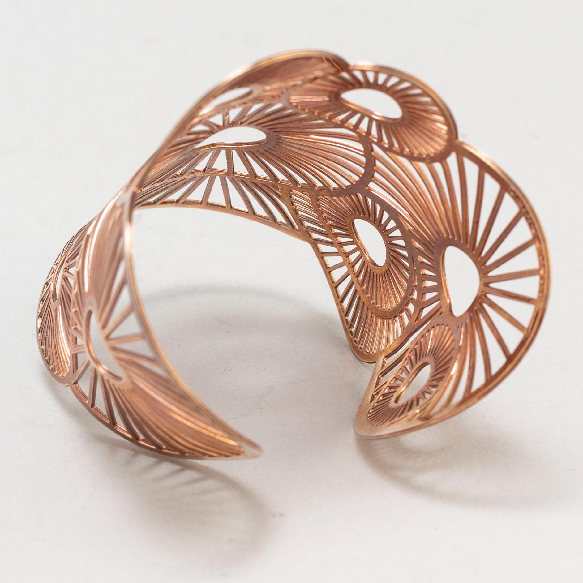 LARA BOHINC, halsband och armring, "Solar Eclipse".
