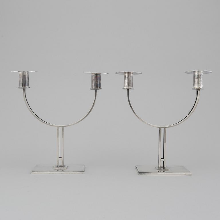 KLAS-GÖRAN TINBÄCK, kandelabrar, ett par, sterlingsilver, Stockholm 1989.