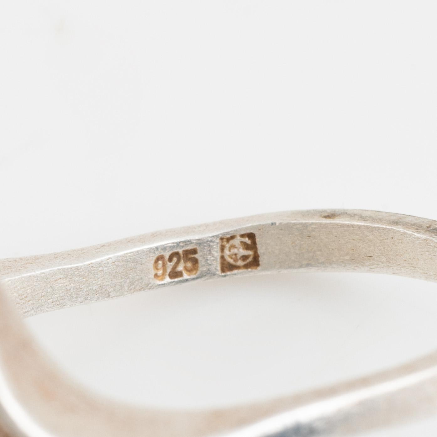 Ring, Juhls, silver med cabochonslipad ametist, Norge.