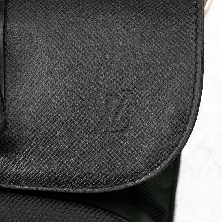 Louis Vuitton, resegarderob.