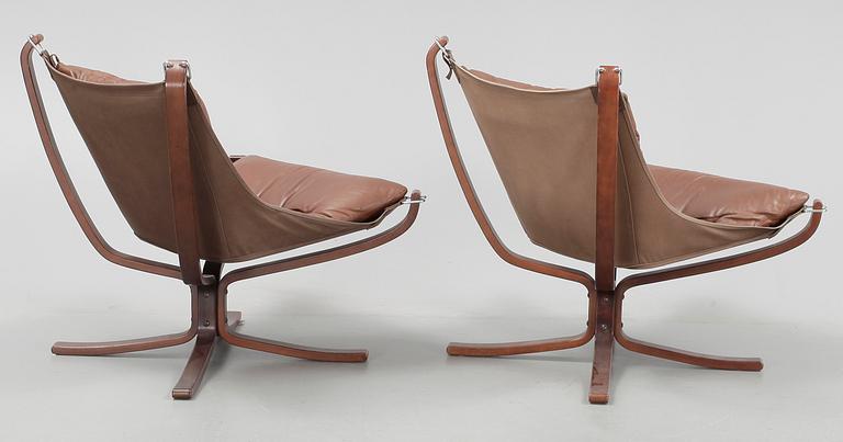 FÅTÖLJER, 2 st, "Falcon", Sigurd Ressell, Vatne Möbler, Norge, 1970-tal.
