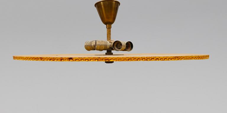 TAKLAMPA, råglasskiva, 1900-talets första hälft. Höjd ca 20 cm.