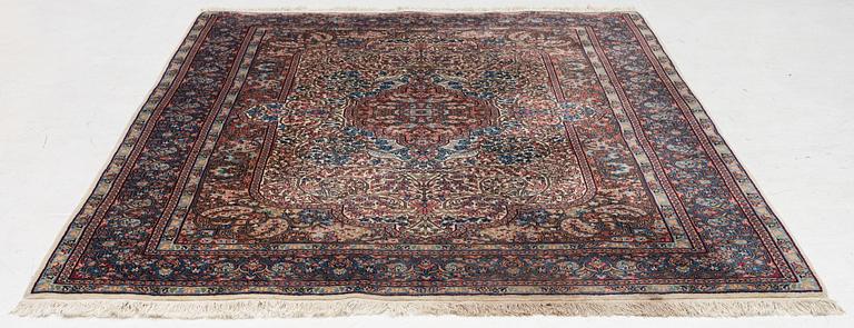 Rug, Kirman, approx. 245 x 165 cm.