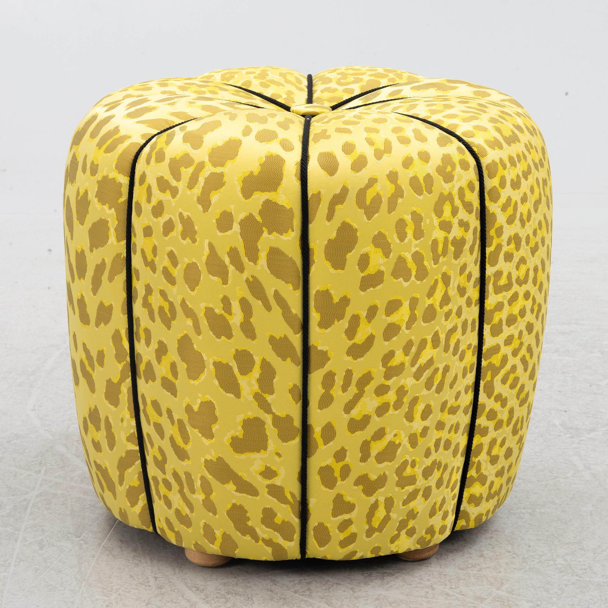 Josef Frank, pall modell B 530, Firma Svenskt Tenn 2023.