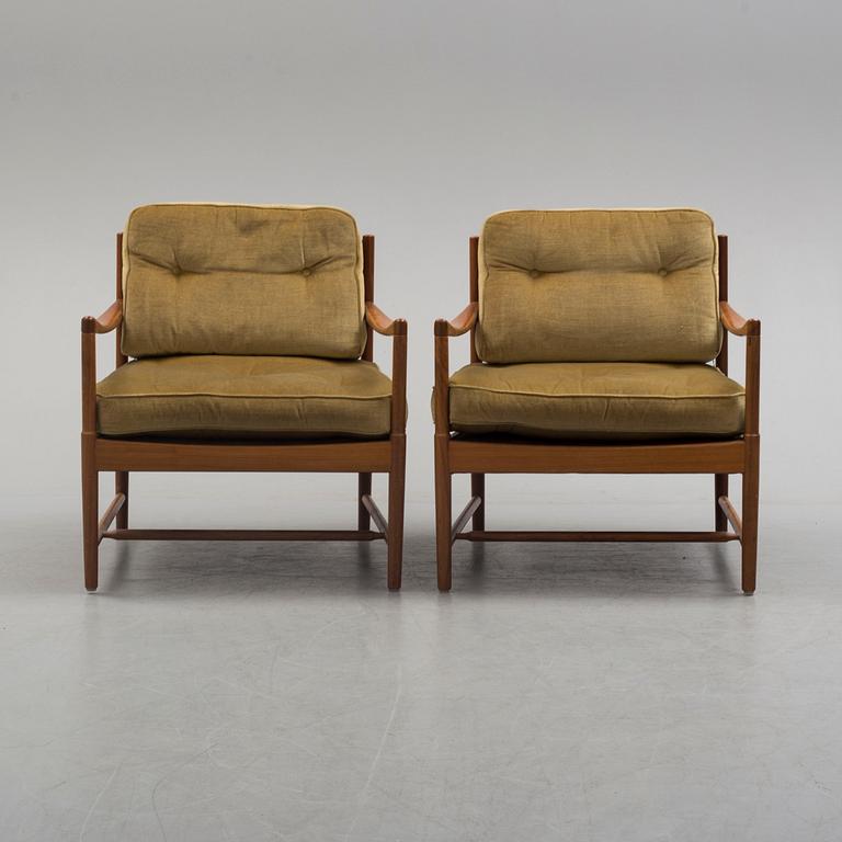 FÅTÖLJER, ett par, 1960-tal.