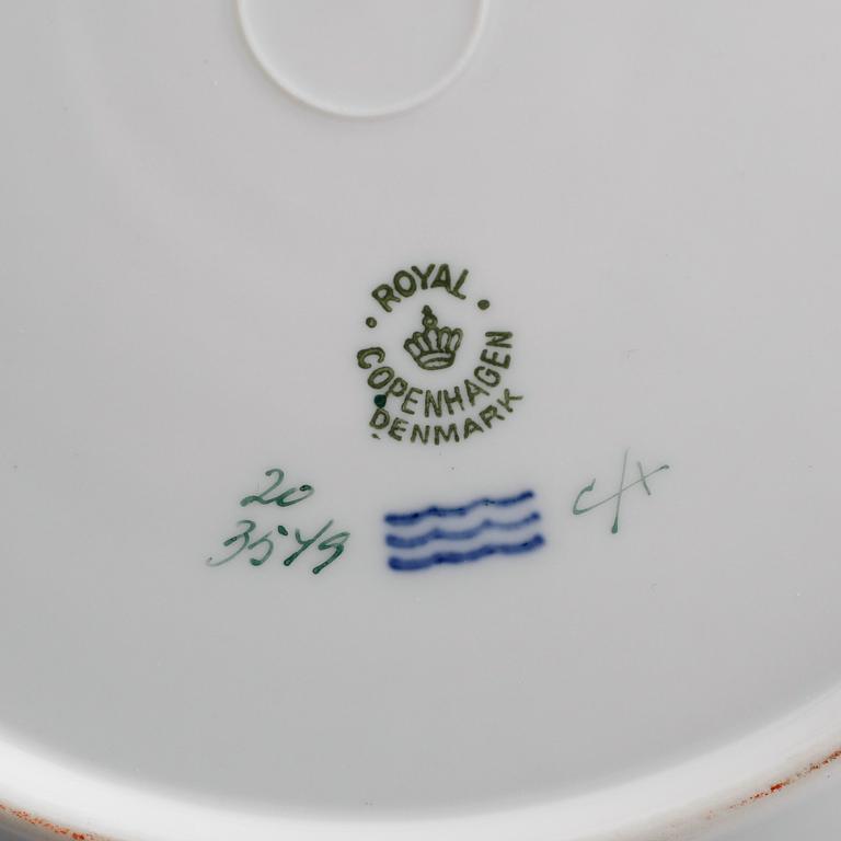 FAT, porslin, "Flora Danica", Royal Copenhagen.