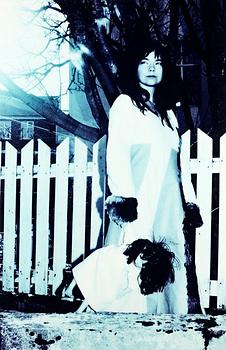 287. Anton Corbijn, "Björk, Reykjavik" 1999.