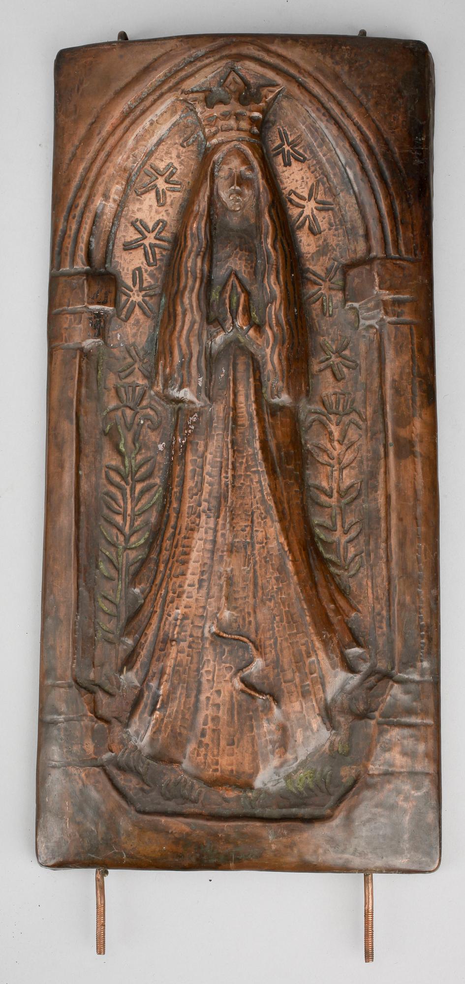 OKÄND KONSTNÄR, 5 st väggreliefer, signerad P, daterad 1915.