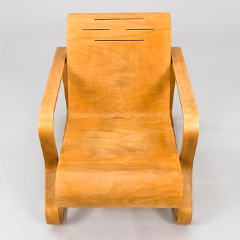 ALVAR AALTO, a 'Paimio' 41 armchair for  O.Y. Huonekalu- ja Rakennustyötehdas A.B. Finland.