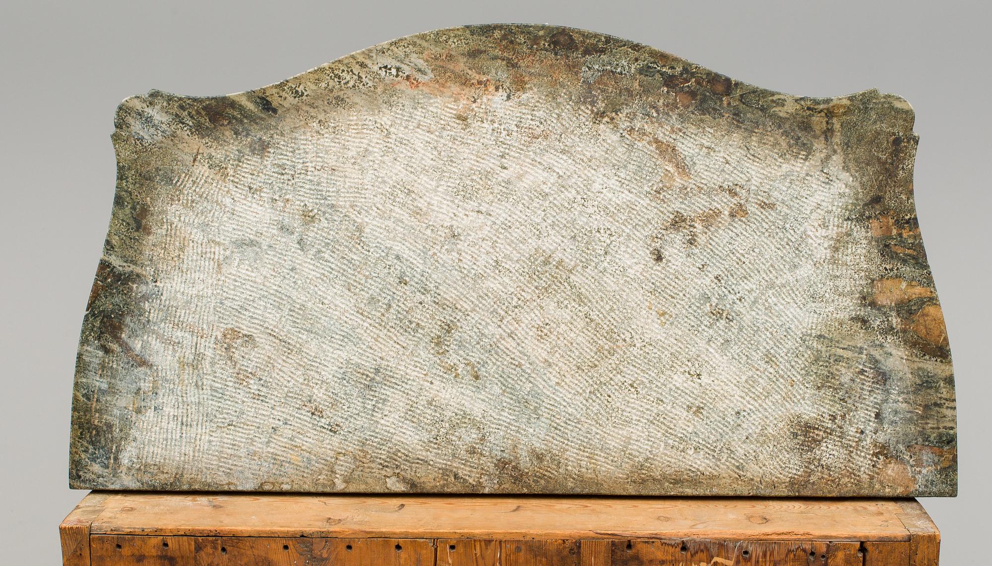 BYRÅ, rokoko, delvis 1700-tal.