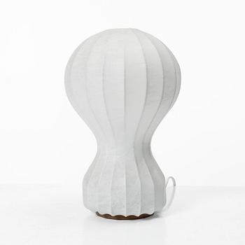 Achille & Pier Giacomo Castiglioni, A pair of "Gatto" table lamps, FLOS, Italy.