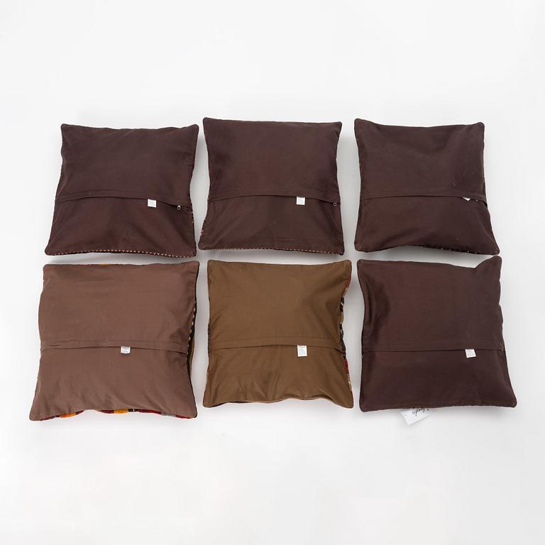 Six kilim cushions, approx, Ca 45 x 45 cm.
