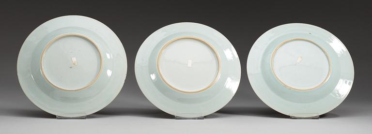 A set of three famille rose dinner plates, Qing dynasty, Qianlong (1736-95).