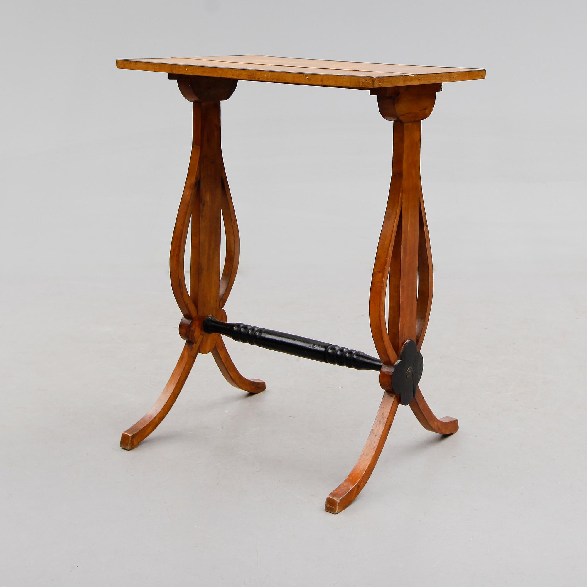 BORD, Karl-Johan, 1800-talets mitt.