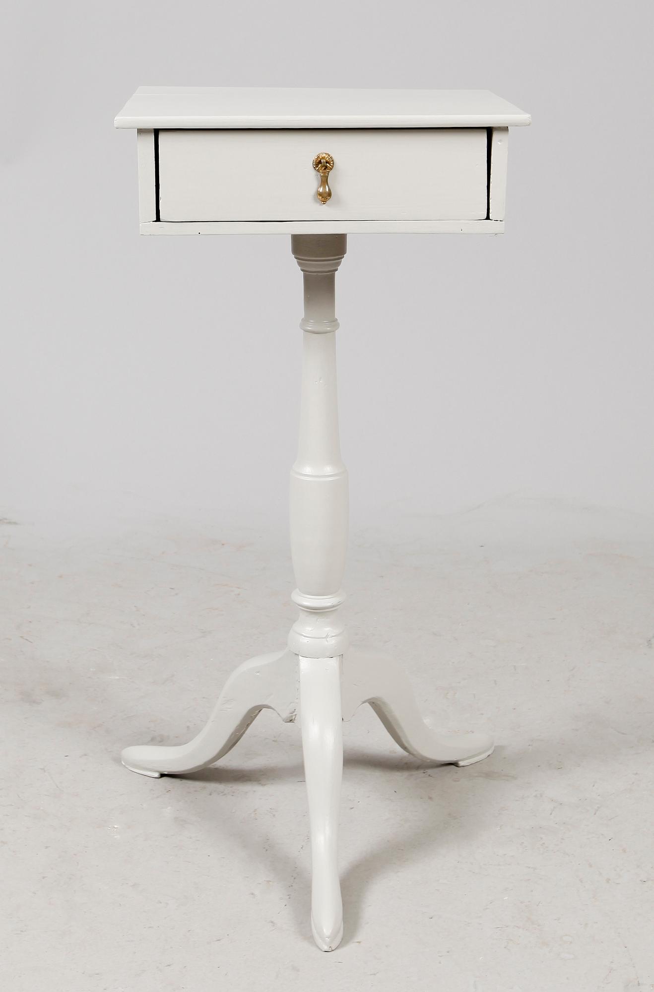 DAMARBETSBORD, empire, tidigt 1800-tal.