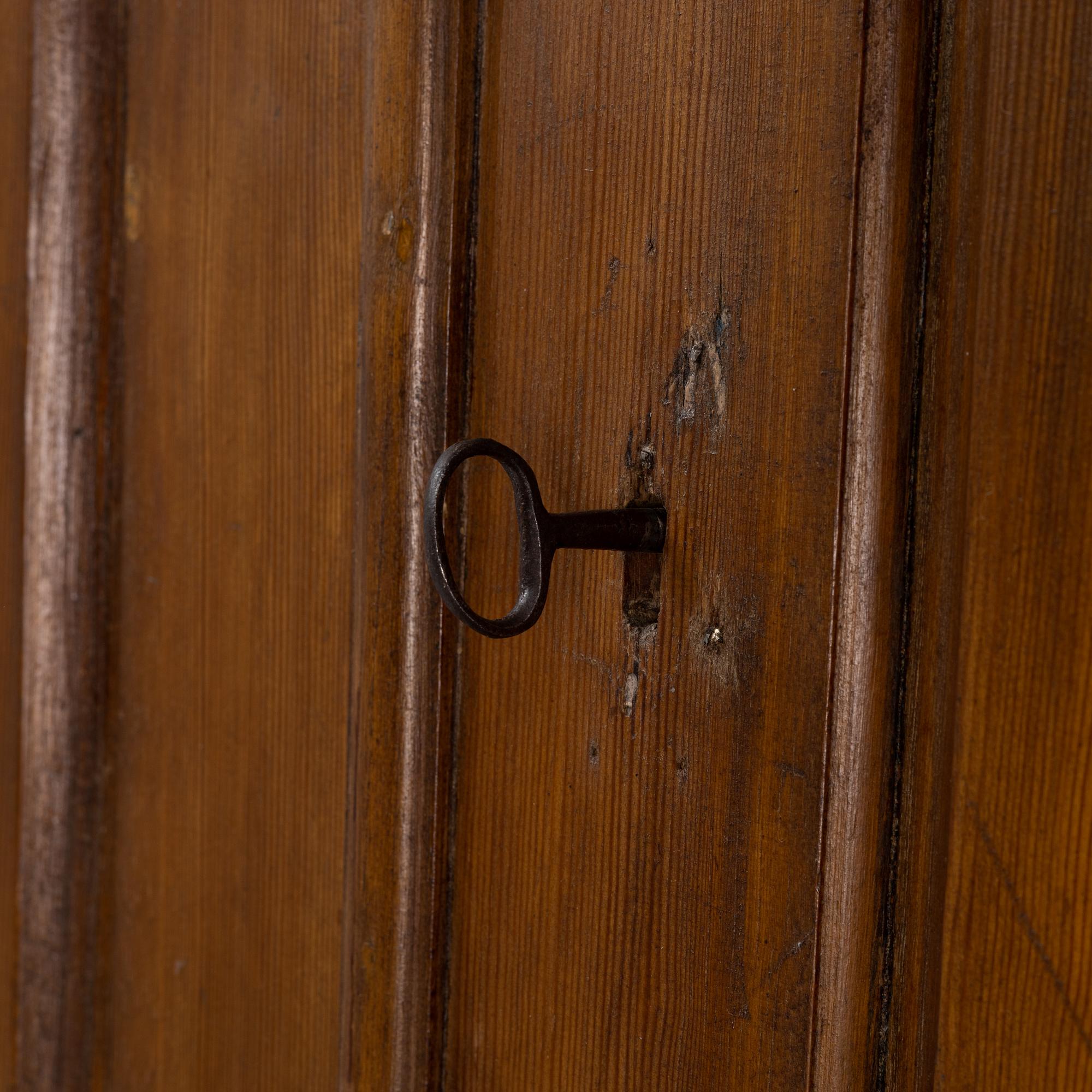 An 18(19th century pinewood  writing cabinet.