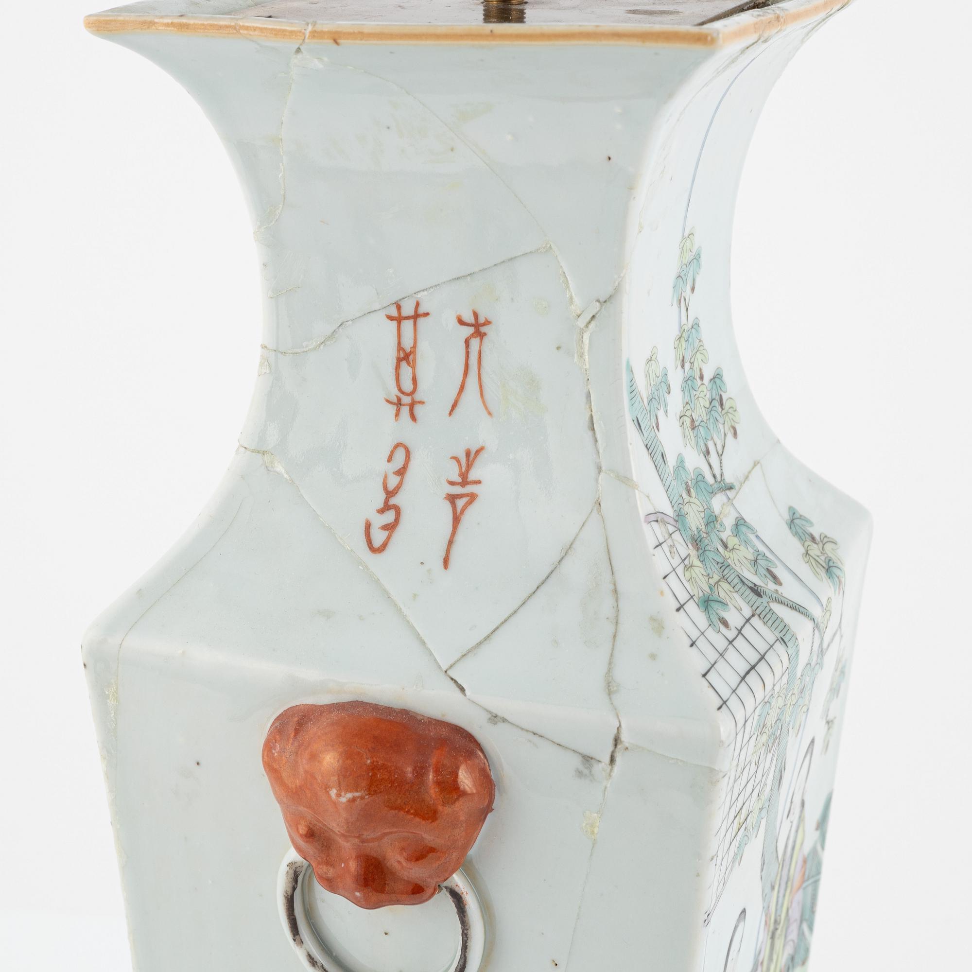 A pair of Chinese famille rose vases / table lamps, 20th century.