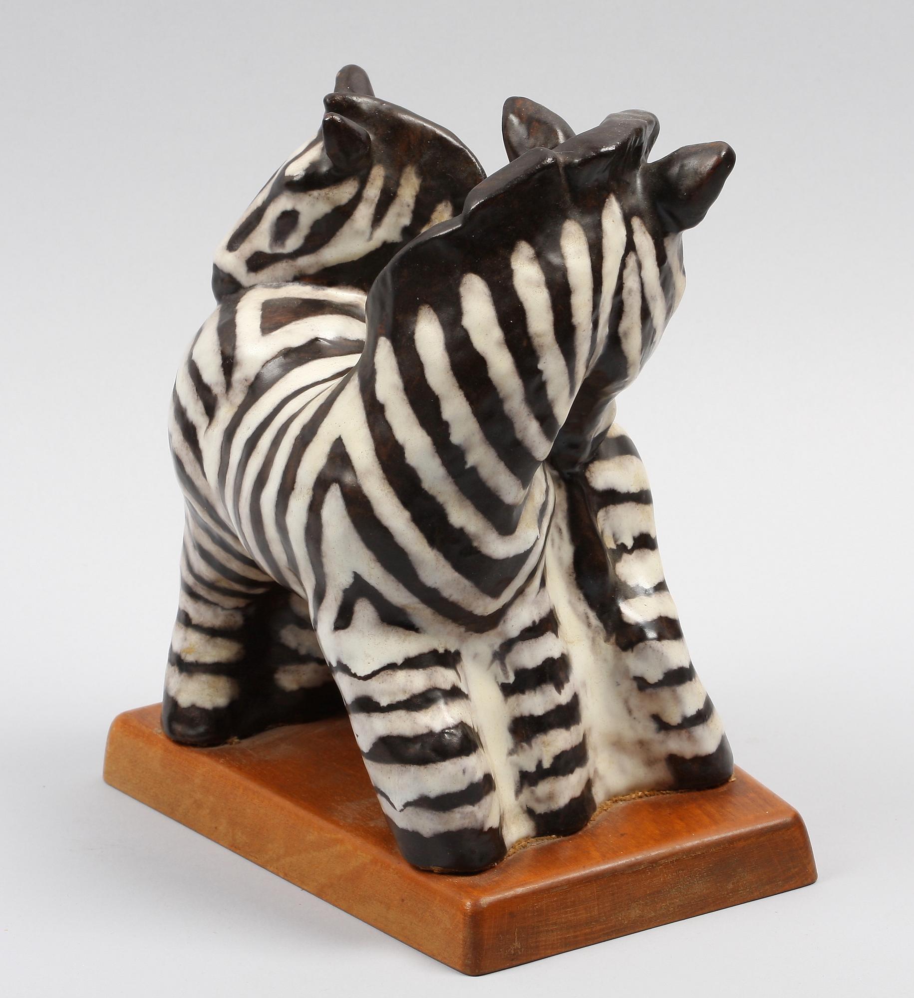 FIGURIN, keramik, Vicke Lindstrand, Upsala-Ekeby.