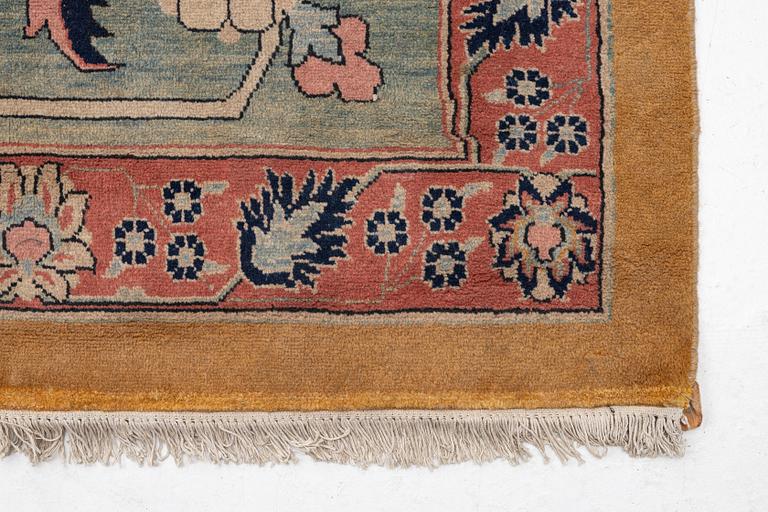 Matta, Heris, ca 600 x 390 cm.