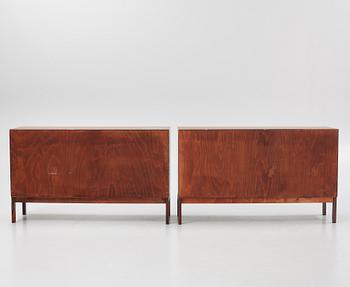 Yngvar Sandström, sideboards, ett par, Seffle Möbelfabrik, Säffle, 1950/60-tal.