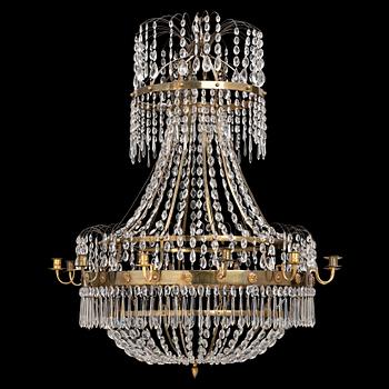 A late Gustavian early 19th Century twelve-light chandelier.