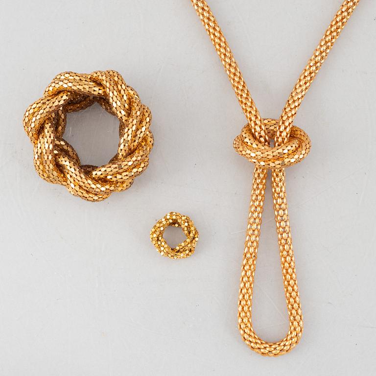 Lara Bohinc, a set of a necklace, ring, and bracelet.