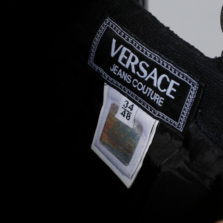 DRÄKT, Versace.