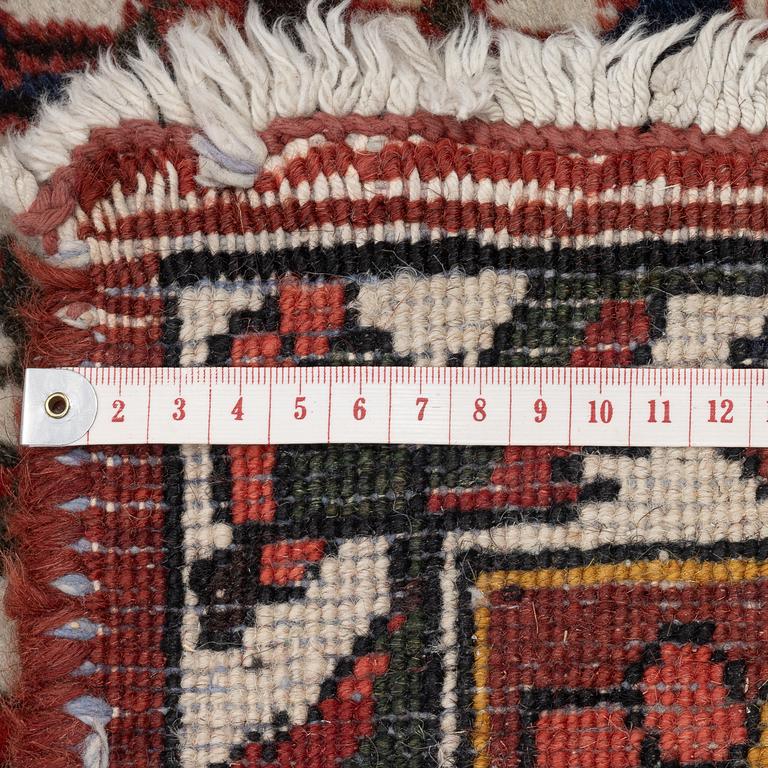 Matta, semiantik Bakhtiari, ca 308 x 212 cm.