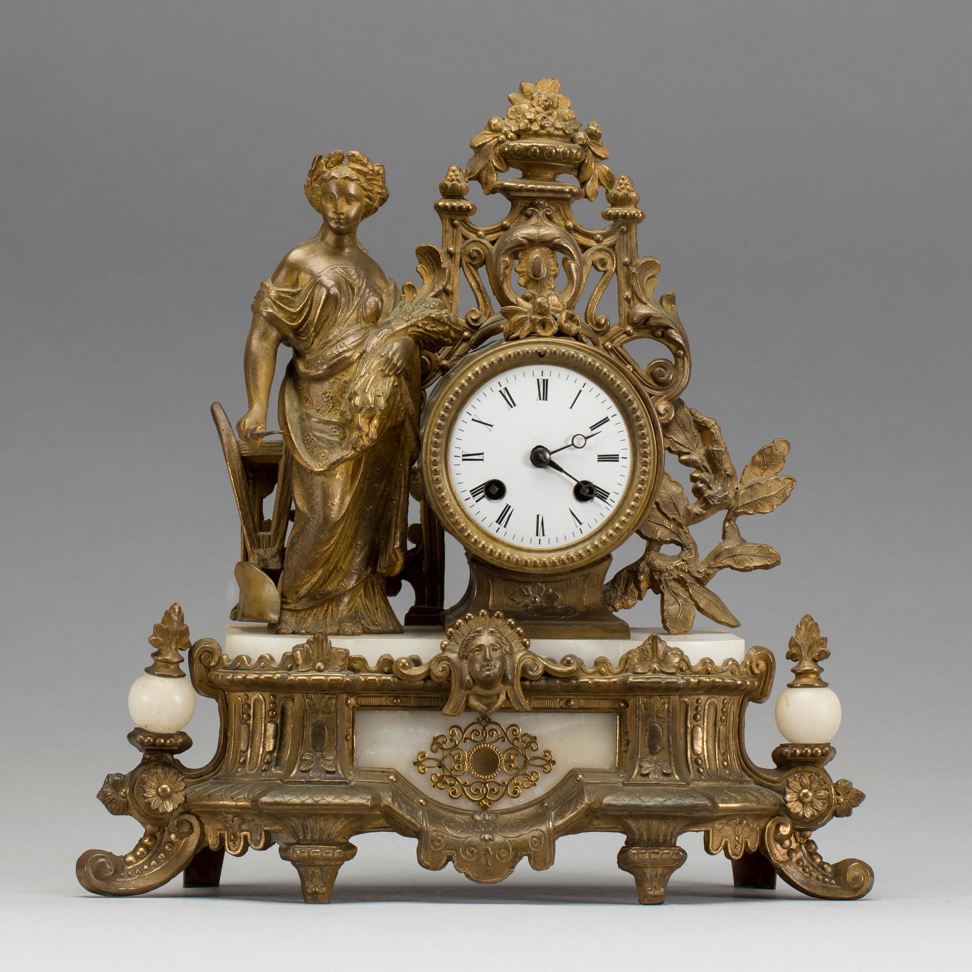 BORDSPENDYL, Ny-Louis XVI, sent 1800-tal.