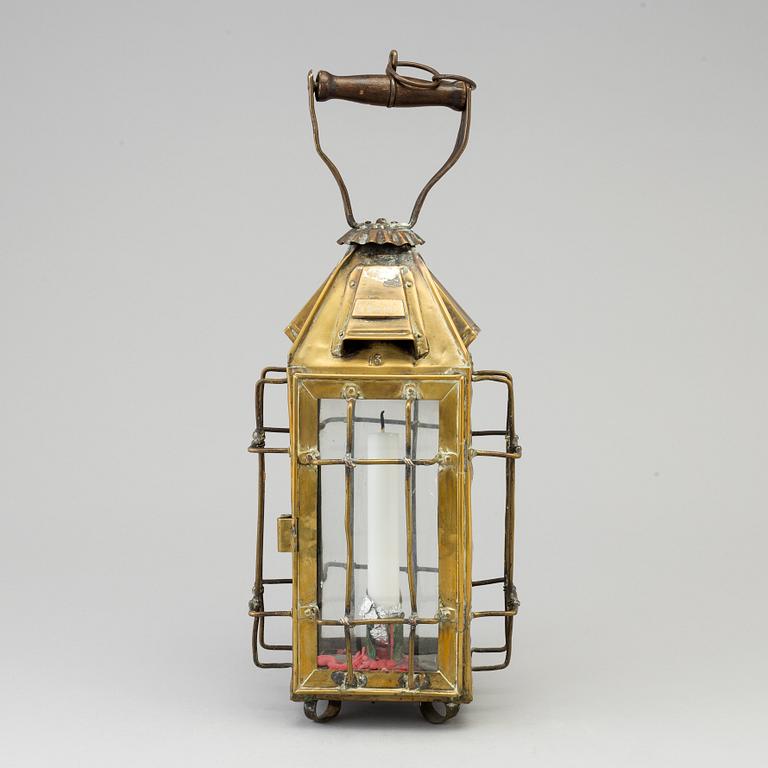 A BRASS LANTERN marked "Thule", 19th/20th century.