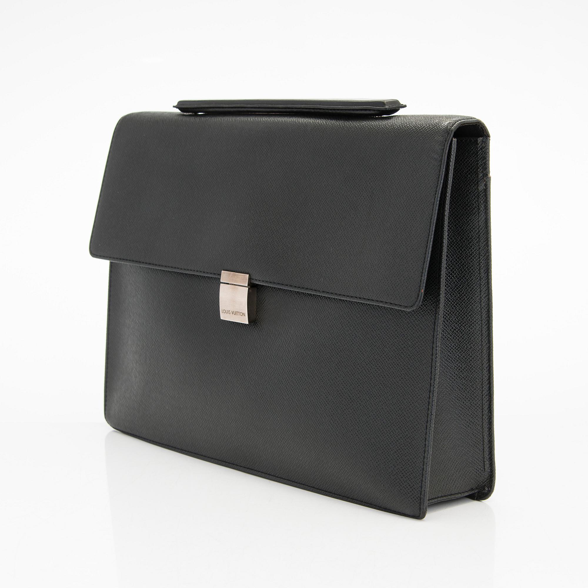 Louis Vuitton, "Taiga Porte-Documents Angara", portfölj.