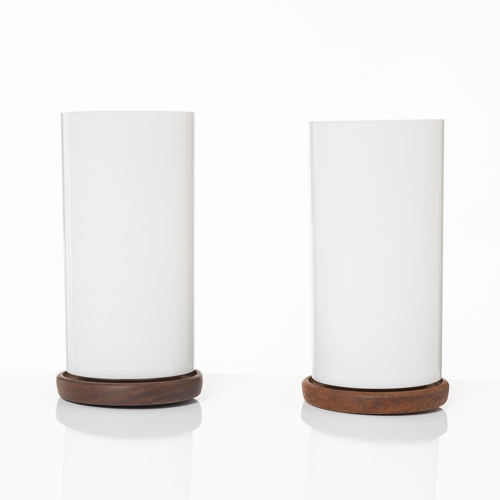 Uno & Östen Kristiansson, vägglampor, ett par, Luxus, 1960-tal.
