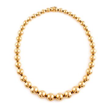 507. An 18K gold necklace.