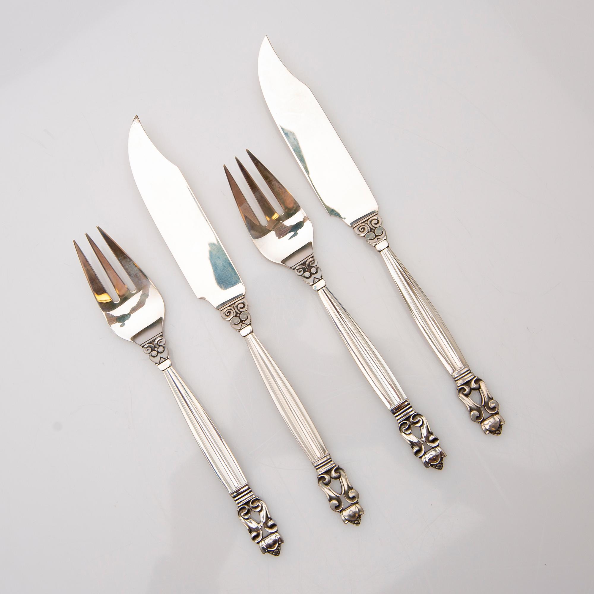 Johan Rohde, fish cutlery, 16 pieces, silver, "Konge / Acorn", Georg Jensen, Denmark.