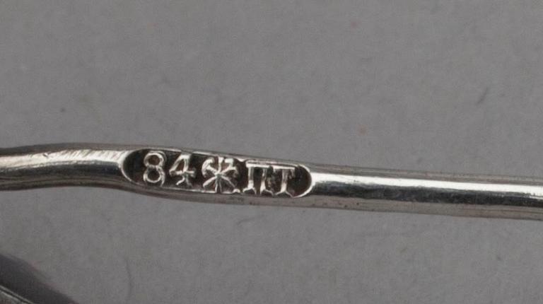 BROSCH, silver, sannolikt Pavel Temnikov. St. Petersburg, Ryssland 1800-talets senare hälft. Vikt 11 g.