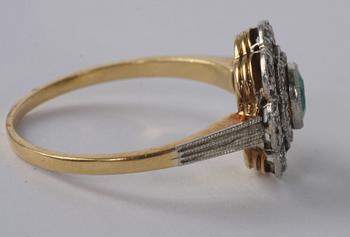 RING, guld, smaragd och rosenstenar, Hugo Strömdahl, Stockholm 1940.
