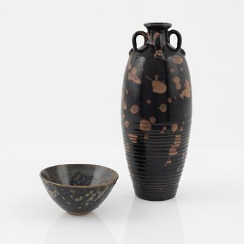 A brown and black glazed vase and bowl, Songstyle, China, 20th Century.