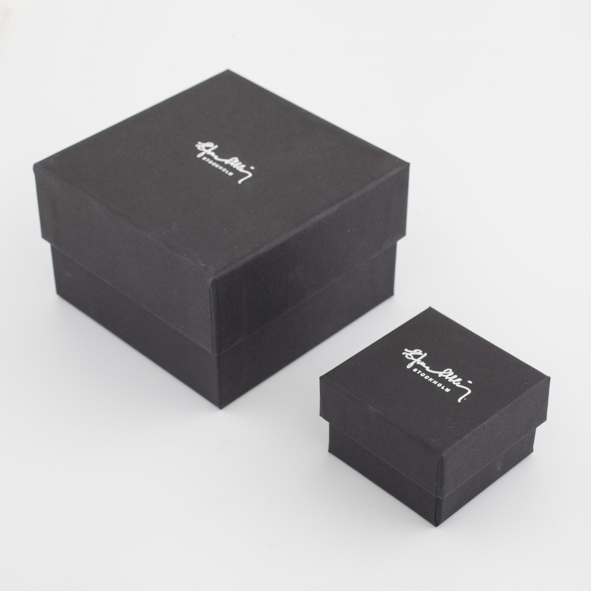 EFVA ATTLING, ARMRING "Twosome cuff" samt ÖRHÄNGEN "Dots ear".