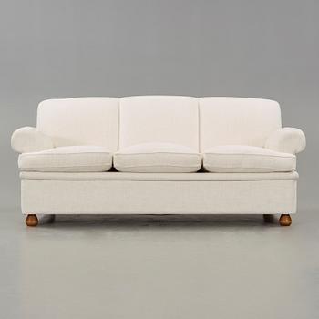 A Josef Frank sofa, model 703, Svenskt Tenn, Sweden.
