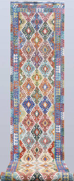 Gallerimatta, Kelim, ca 892 x 122 cm.