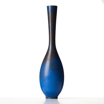 Berndt Friberg, a stoneware vase, Gustavsberg studio, Sweden 1956.