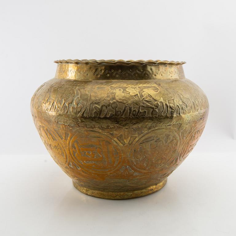 Outer casings 3 pieces in Egyptian Revival style 20th century brass.